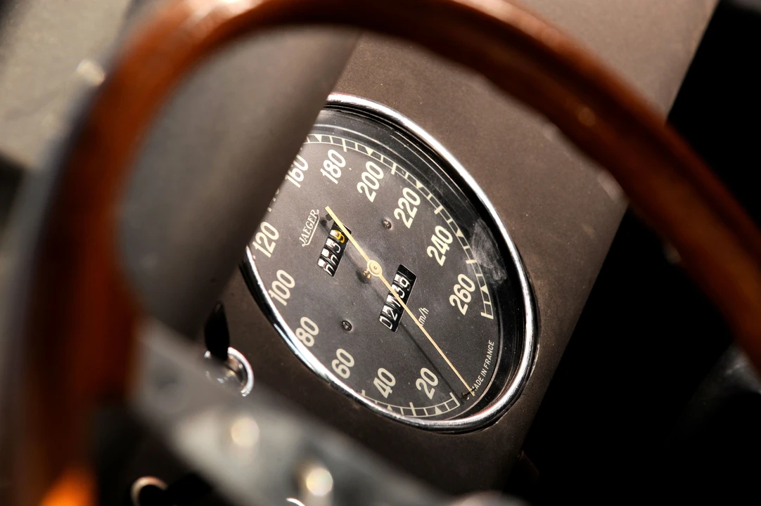 1965 Alfa Romeo 2600 - Image 9 of 24