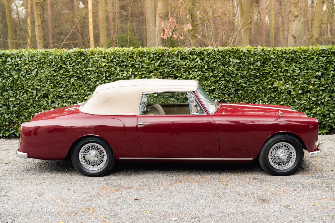 1965 Alvis - Image 9 of 31