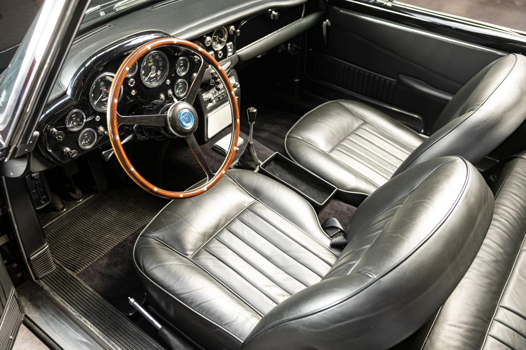 1965 Aston Martin DB5 Convertible - Image 22 of 31