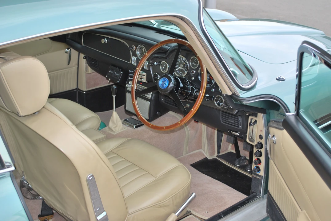 1965 Aston Martin DB5 - Image 2 of 7