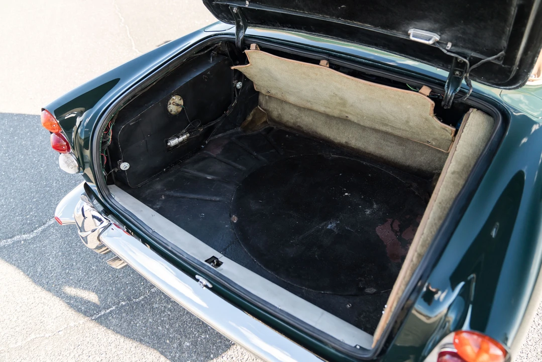 1965 Aston Martin DB5 Convertible - Image 16 of 31