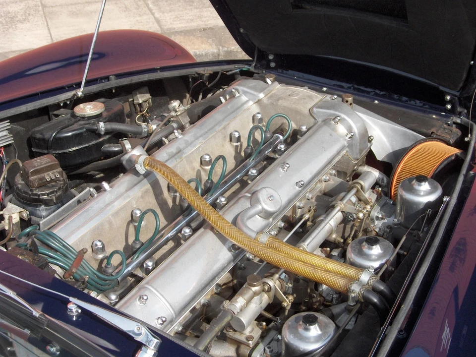 1965 Aston Martin DB5 Convertible - Image 5 of 5