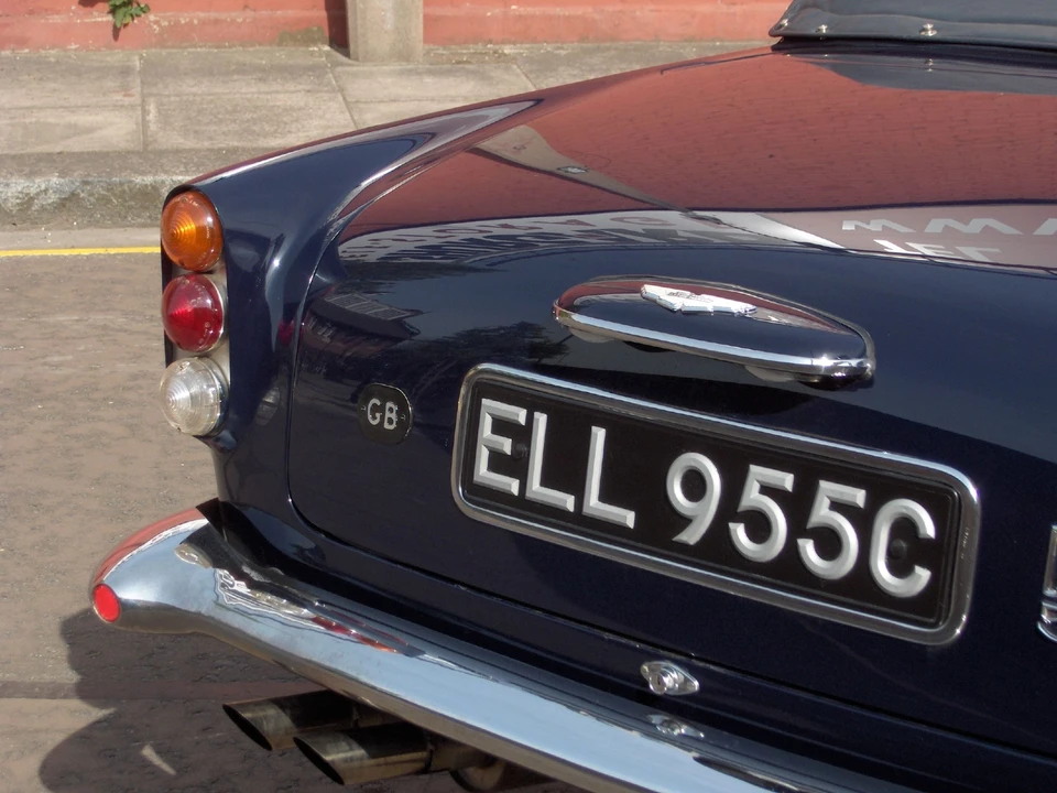 1965 Aston Martin DB5 Convertible - Image 4 of 5