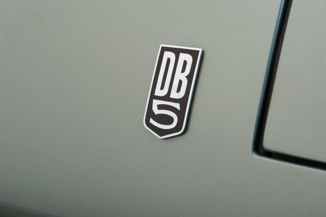 1965 Aston Martin DB5 Convertible - Image 21 of 24