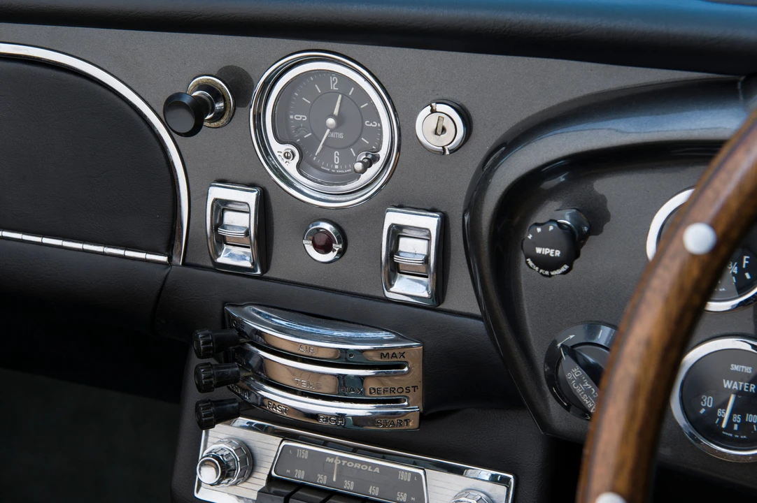 1965 Aston Martin DB5 Convertible - Image 15 of 24