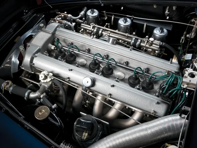 1965 Aston Martin DB5 Convertible - Image 28 of 31