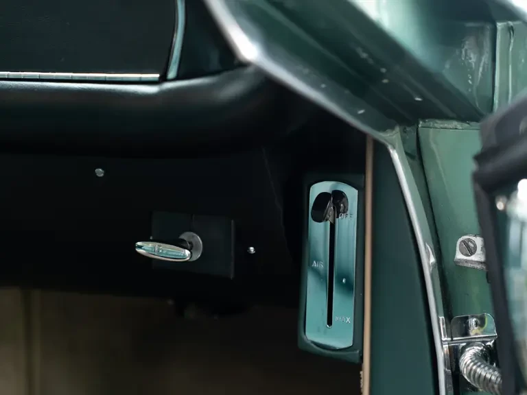 1965 Aston Martin DB5 - Image 27 of 31