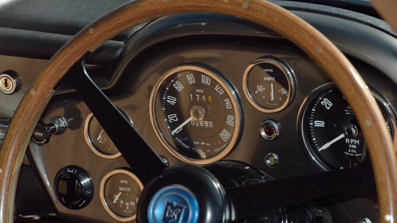 1965 Aston Martin DB5 - Image 28 of 31