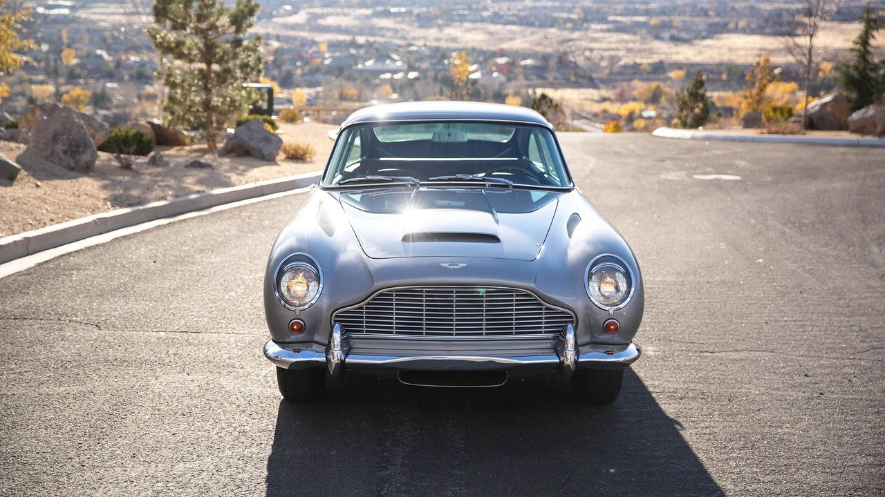 1965 Aston Martin DB5 - Image 31 of 31