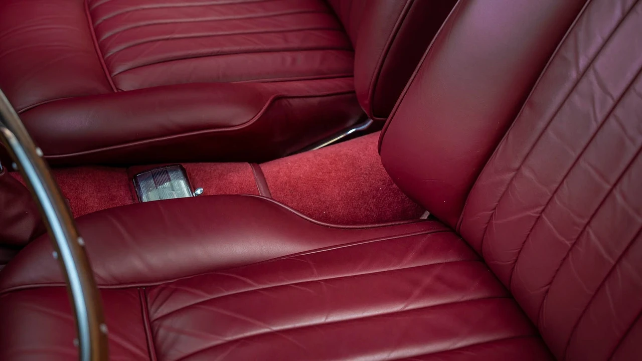 1965 Aston Martin DB5 - Image 24 of 31