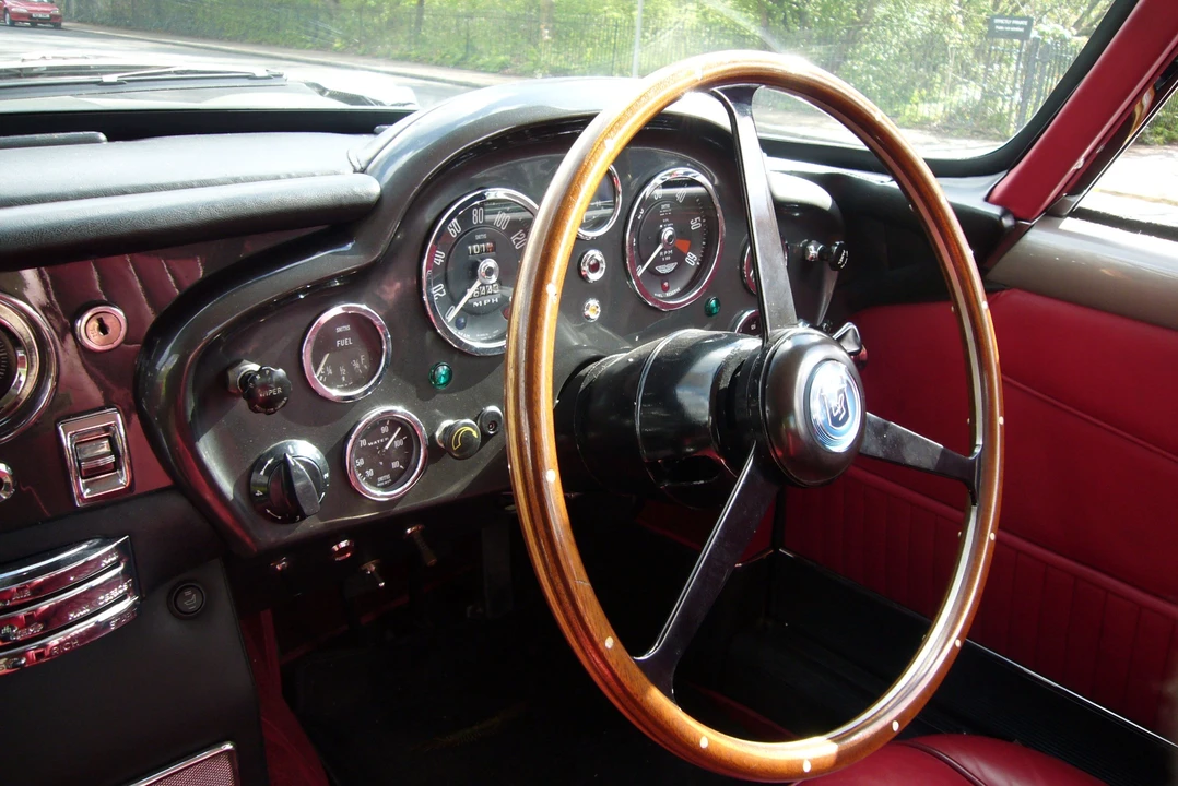 1965 Aston Martin DB5 - Image 5 of 7