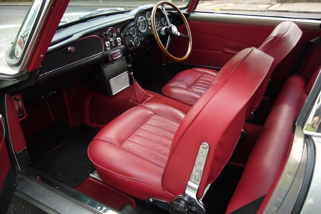 1965 Aston Martin DB5 - Image 6 of 7
