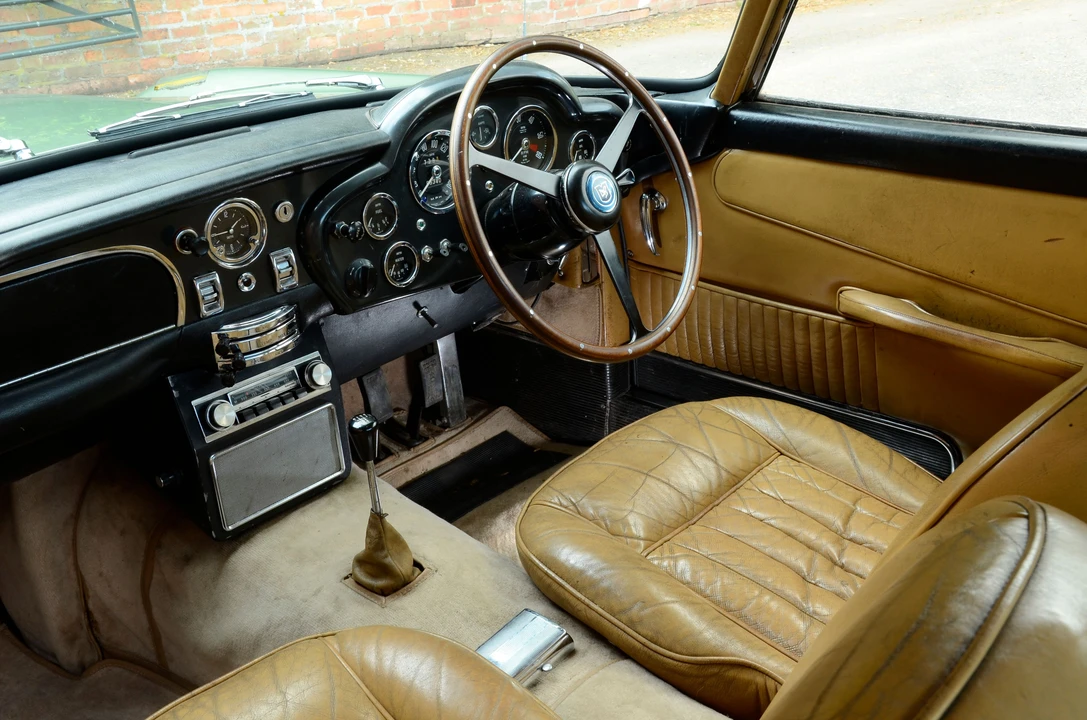 1965 Aston Martin DB5 - Image 3 of 12