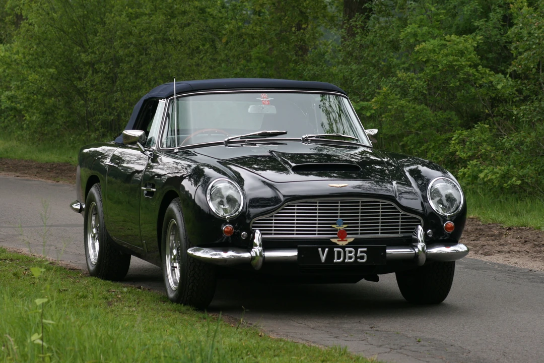 1965 Aston Martin DB5 Convertible - Image 7 of 17