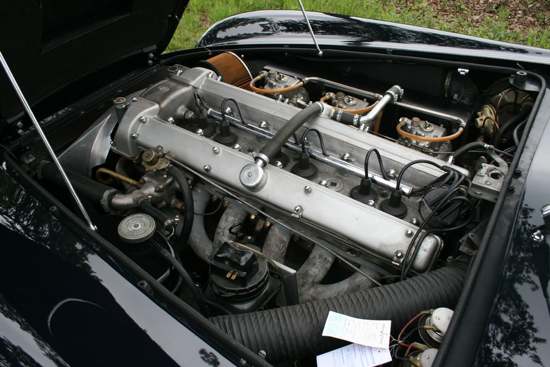 1965 Aston Martin DB5 Convertible - Image 14 of 17