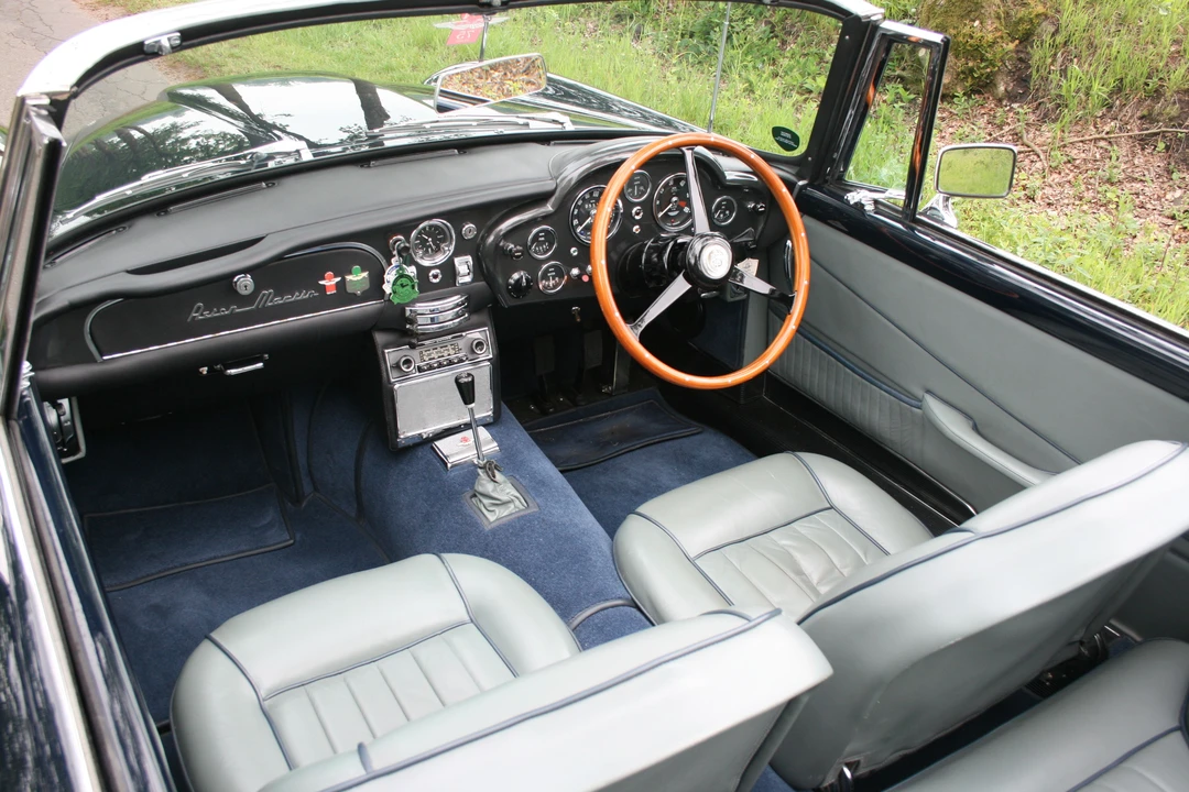 1965 Aston Martin DB5 Convertible - Image 17 of 17