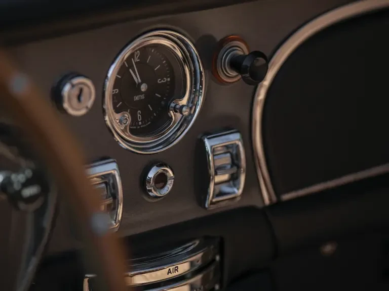 1965 Aston Martin DB5 Vantage - Image 16 of 31
