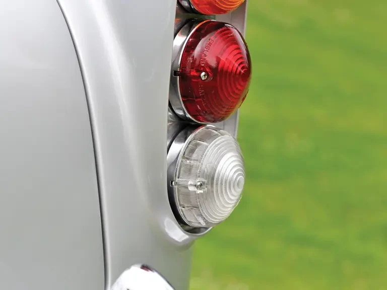 1965 Aston Martin DB5 Vantage - Image 20 of 30