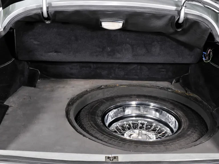 1965 Aston Martin DB5 Vantage - Image 26 of 30