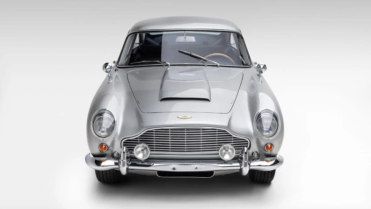 1965 Aston Martin DB5 Vantage - Image 13 of 31