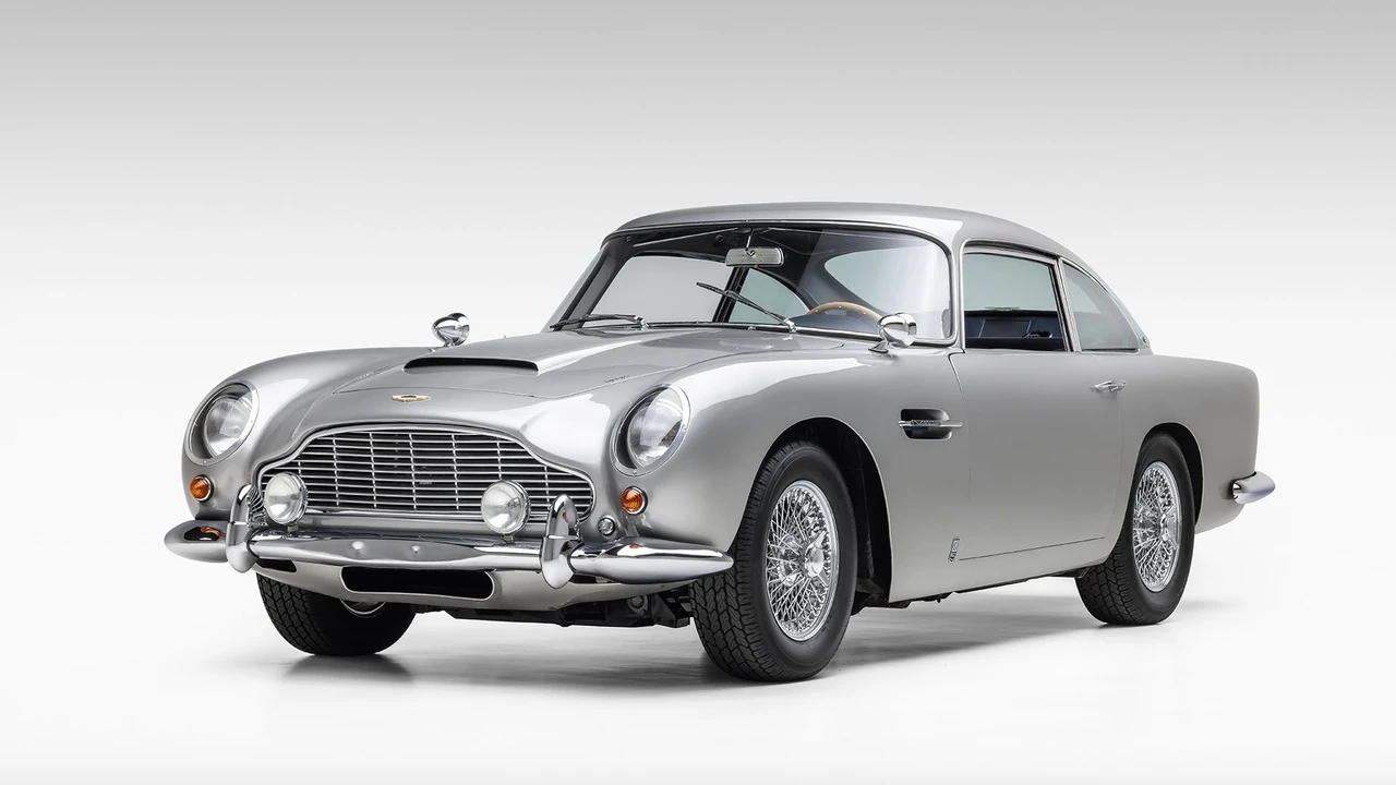 1965 Aston Martin DB5 Vantage - Image 11 of 31