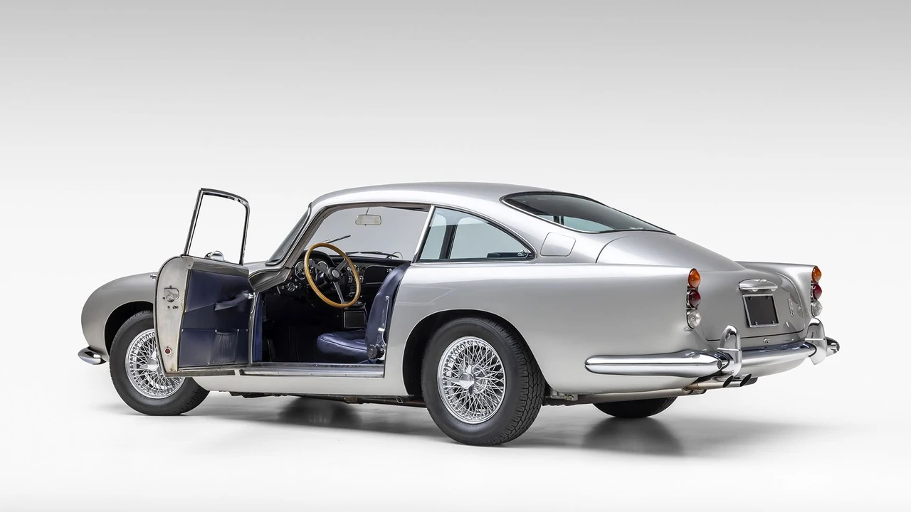 1965 Aston Martin DB5 Vantage - Image 23 of 31