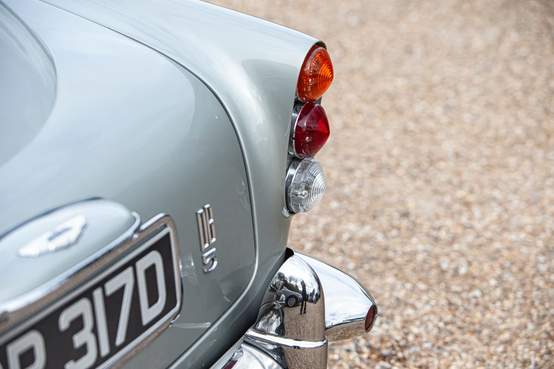 1965 Aston Martin DB5 Vantage - Image 8 of 31