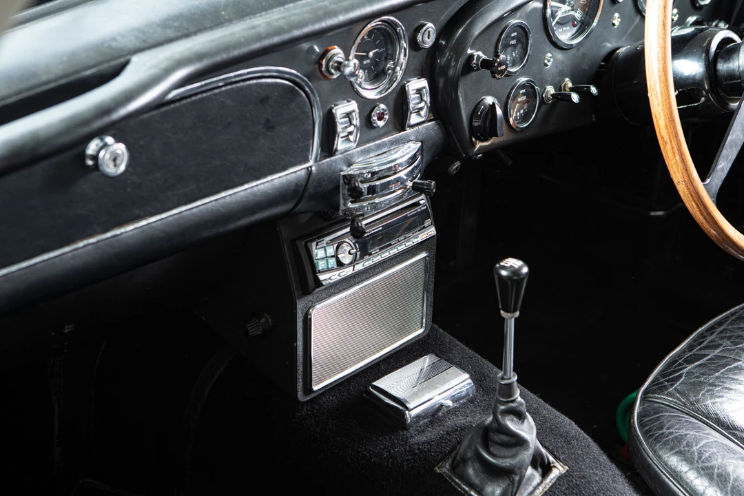 1965 Aston Martin DB5 Vantage - Image 30 of 31