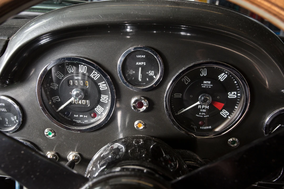 1965 Aston Martin DB5 Vantage - Image 20 of 31