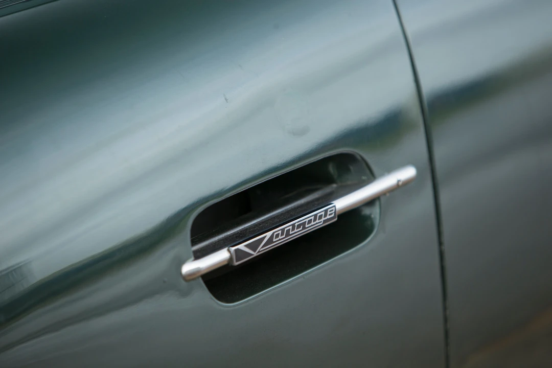 1965 Aston Martin DB5 Vantage - Image 4 of 31