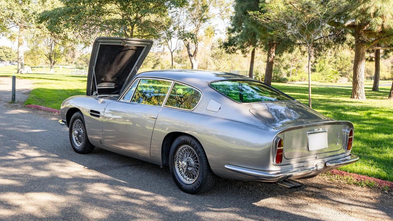 1965 Aston Martin DB6 - Image 7 of 31