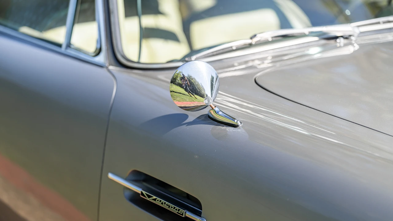 1965 Aston Martin DB6 - Image 27 of 31
