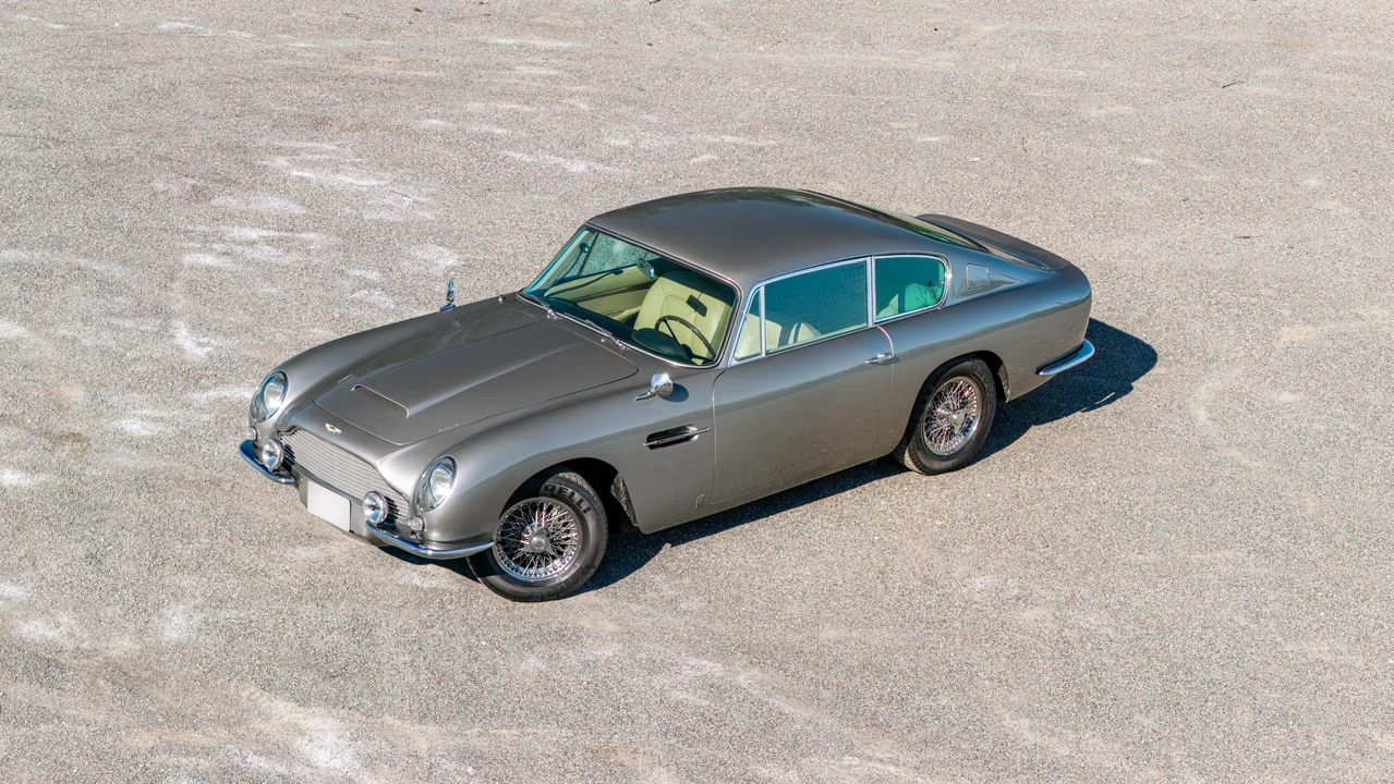1965 Aston Martin DB6 - Image 10 of 31