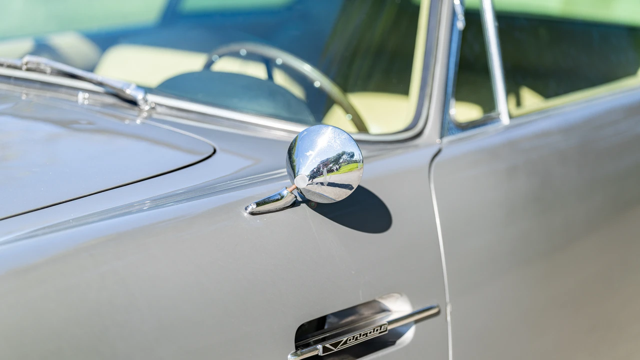 1965 Aston Martin DB6 - Image 26 of 31