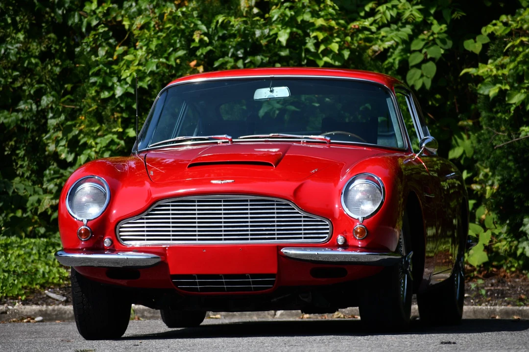 1965 Aston Martin DB6 - Image 9 of 31