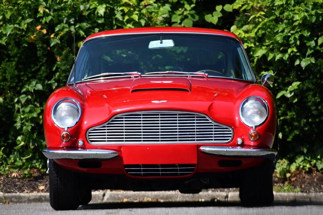 1965 Aston Martin DB6 - Image 8 of 31