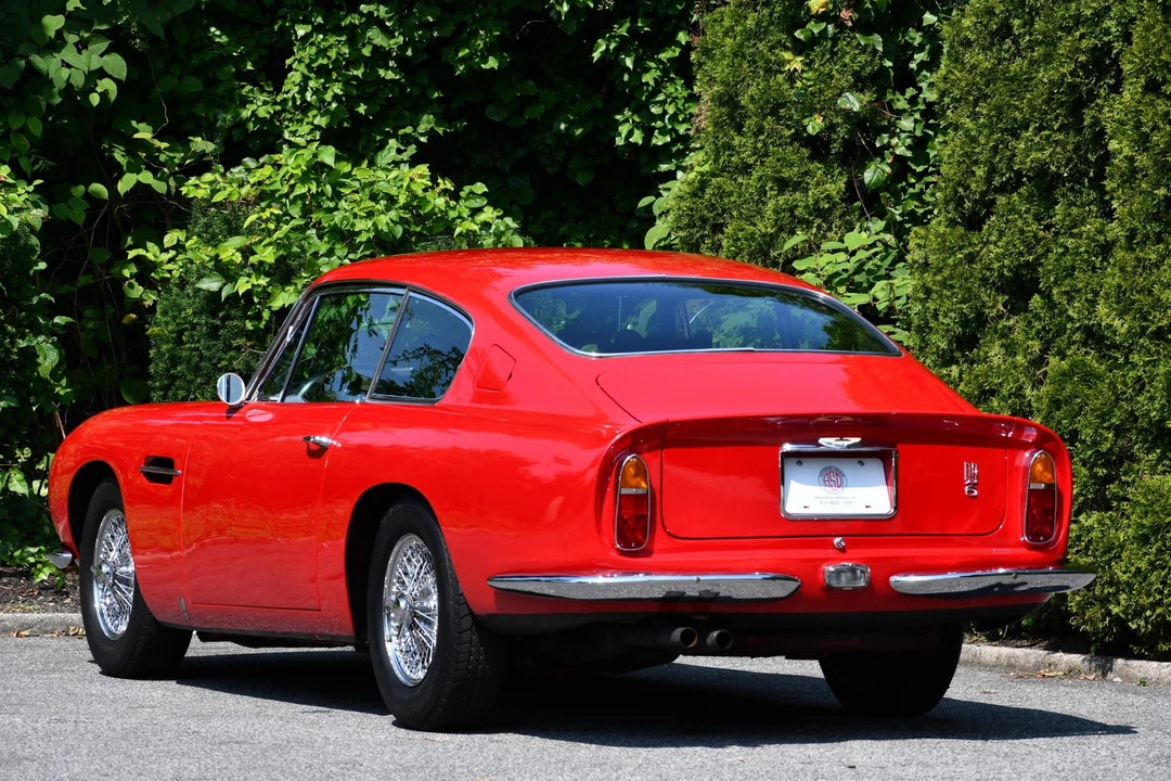 1965 Aston Martin DB6 - Image 18 of 31