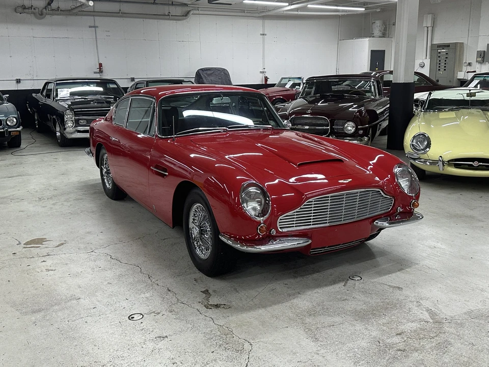 1965 Aston Martin DB6 - Image 28 of 31