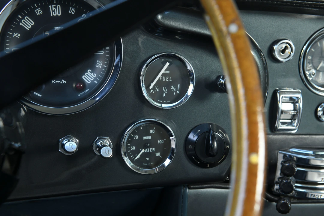 1965 Aston Martin DB6 - Image 20 of 31
