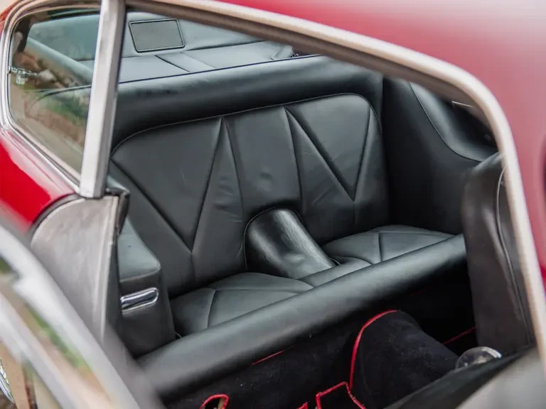 1965 Aston Martin DB6 Vantage - Image 22 of 31