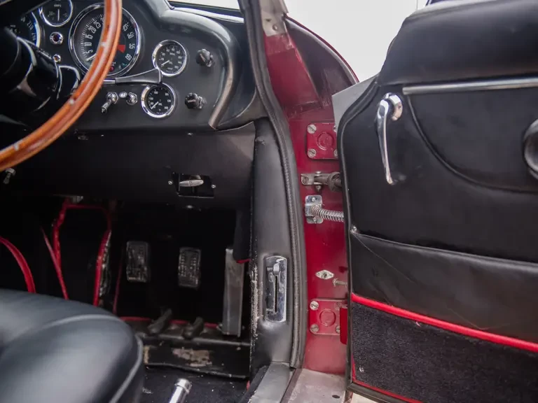 1965 Aston Martin DB6 Vantage - Image 12 of 31