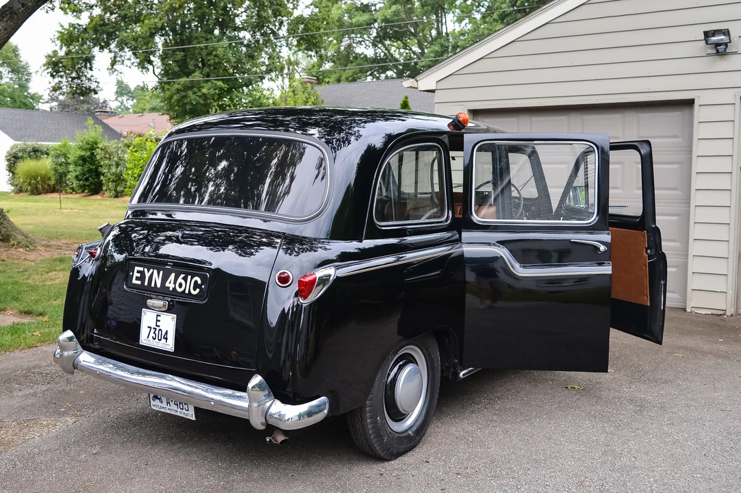 1965 Austin - Image 12 of 31