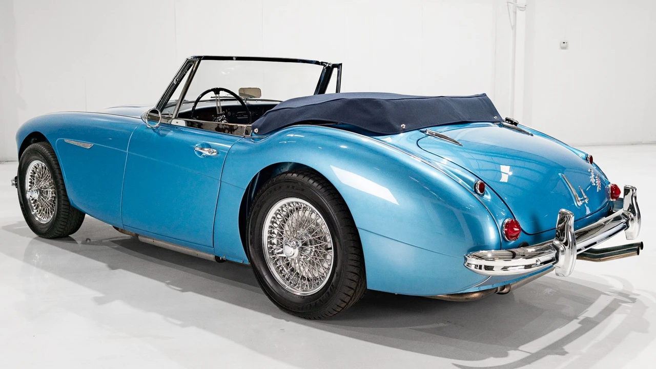 1965 Austin-Healey 3000 Mark III - Image 9 of 21