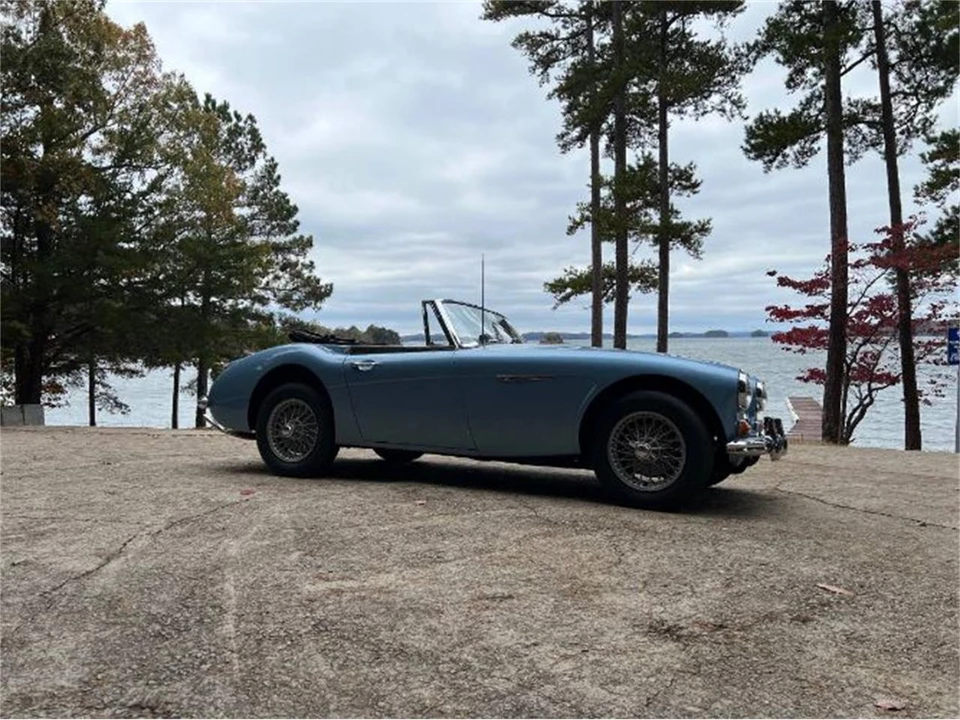 1965 Austin-Healey 3000 Mark III - Image 2 of 4