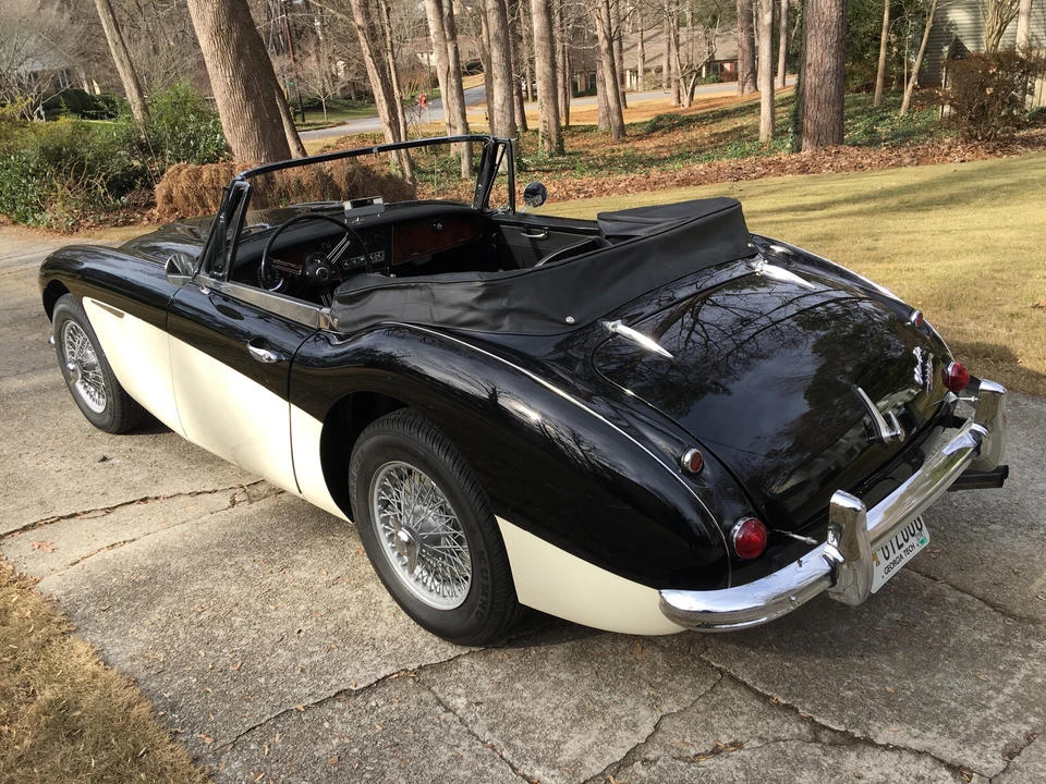 1965 Austin-Healey 3000 Mark III - Image 9 of 31