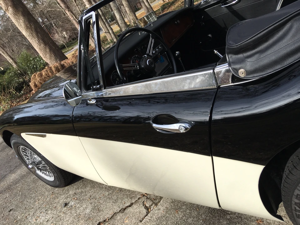 1965 Austin-Healey 3000 Mark III - Image 14 of 31