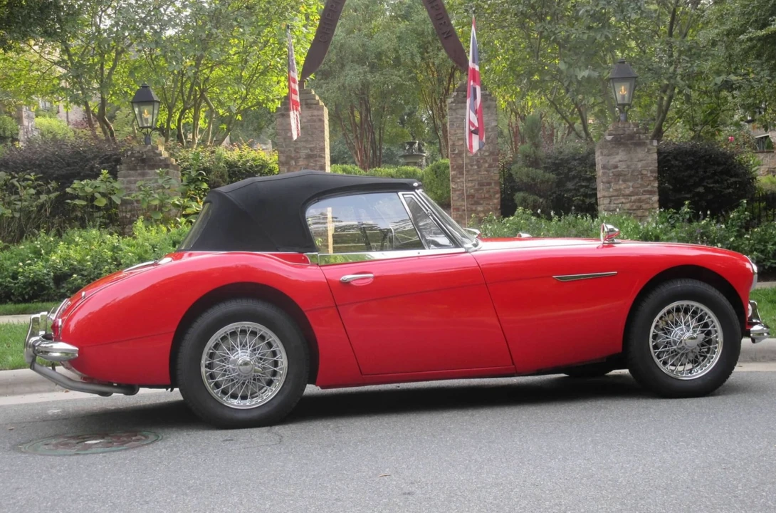 1965 Austin-Healey 3000 Mark III - Image 10 of 31