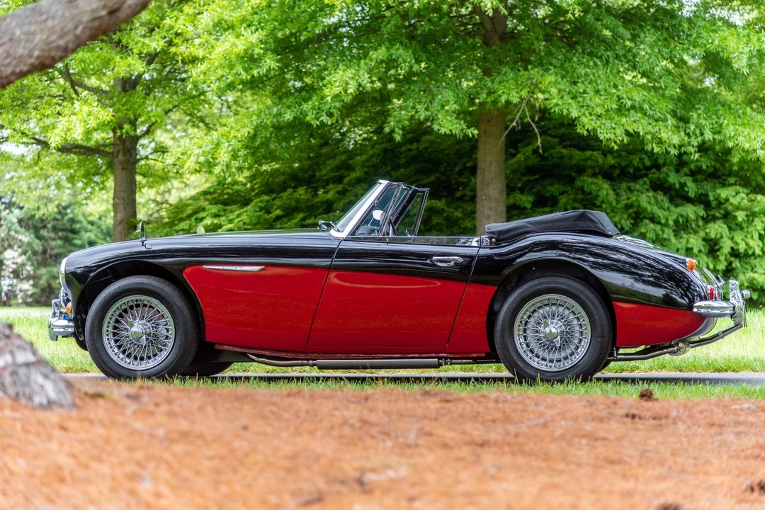 1965 Austin-Healey 3000 Mark III - Image 8 of 31
