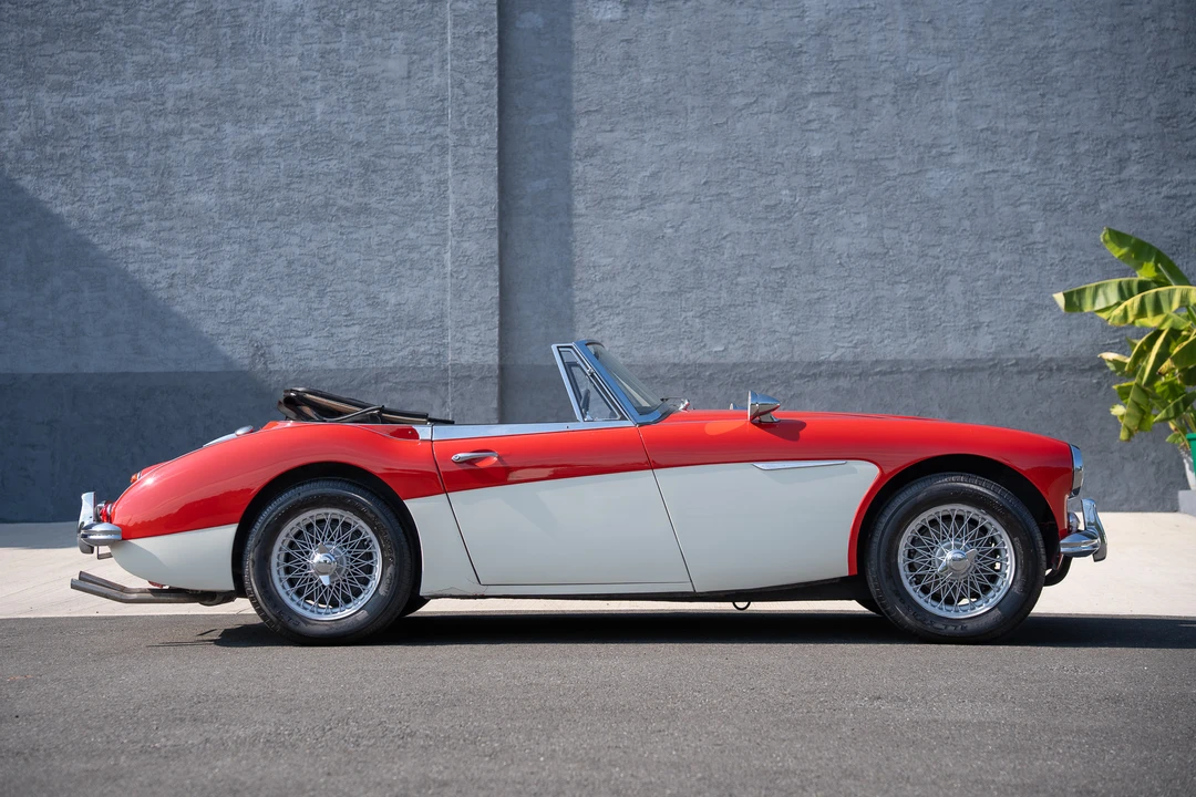 1965 Austin-Healey 3000 Mark III - Image 11 of 31