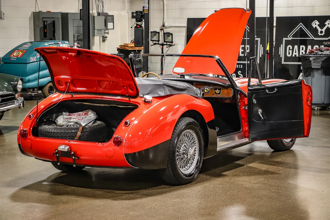 1965 Austin-Healey 3000 Mark III - Image 29 of 31